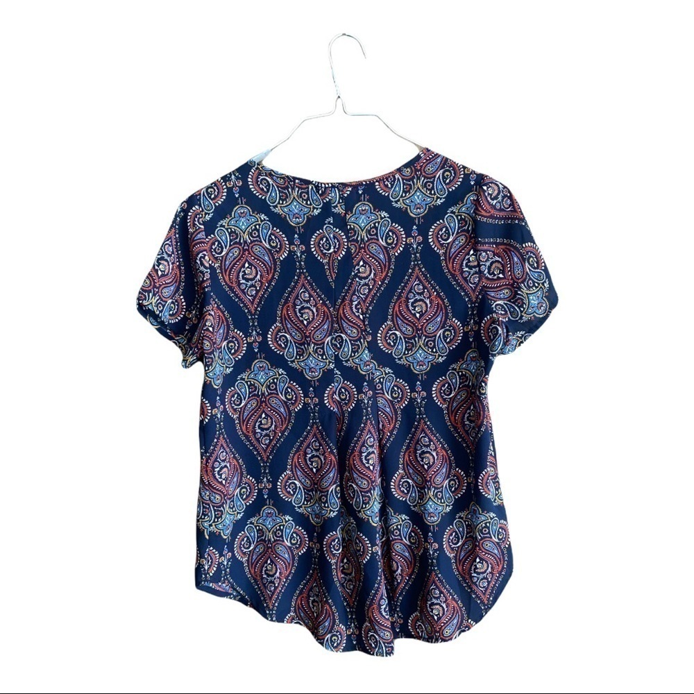 Women’s Pleione XSP, pull over short sleeve blouse. Dark blue and maroon Shirt - Picture 3 of 4
